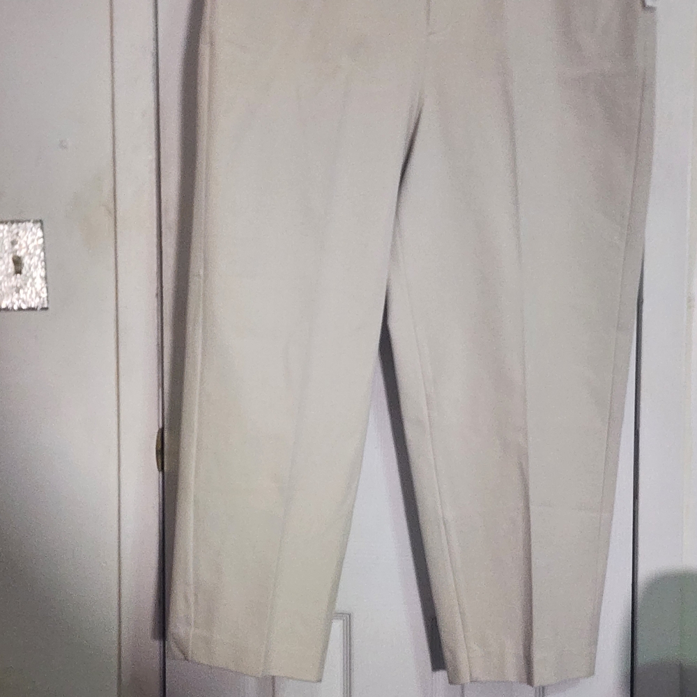 Old Navy Women Pixie Pants Light Tan Size 18